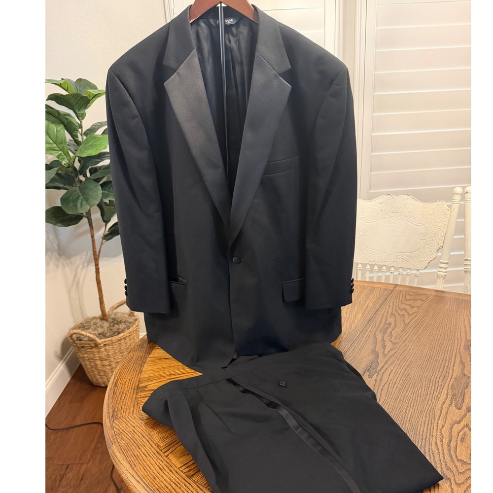 Classic Black Men's Two-Piece Suit Blazer & Trousers